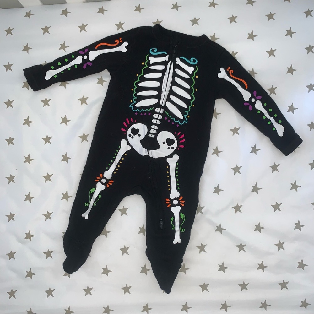 Skeleton Footie